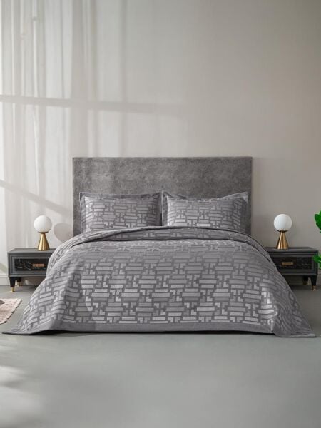 Zarif Jakarlı Yatak Örtüsü Alves