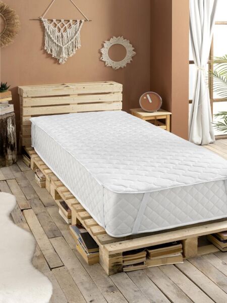 Sıvı Geçirmez Kapitone Alez 4 Köşe Lastikli 80x200