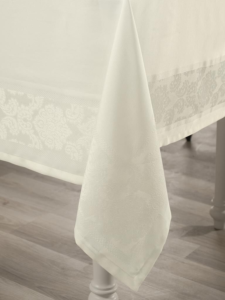 Masa Örtüsü Jakarlı Sıvı Geçirmez Dore Serisi Krem - 160 X 300