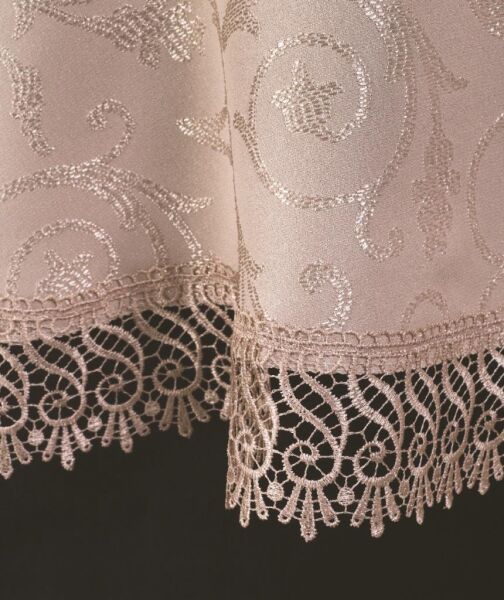 Şık Oval Masa Örtüsü Pudra - 160 X 280