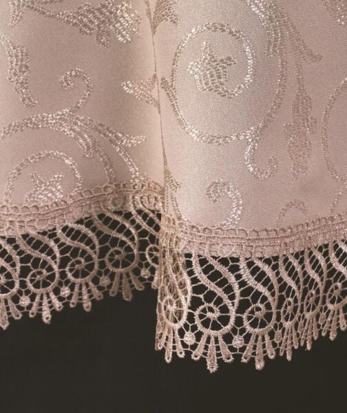 Şık Oval Masa Örtüsü Pudra - 160 X 280