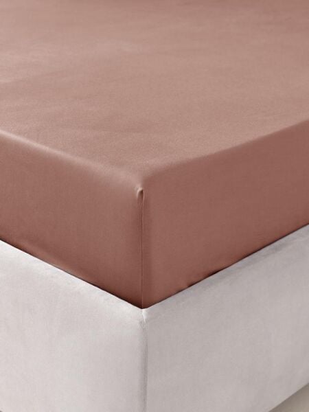 Geniş Yataklara Uygun Saten Çarşaf – Kaygan Dokulu, Modern Şıklık Kiremit - 180 X 200