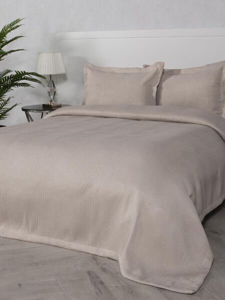 Yatak Örtüsü Alora – Pastel Renkli, Yumuşak ve Zarif Görünümlü 230 X 260 - Sütlü Kahverengi